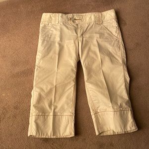 Free People size 6 neutra off white capri